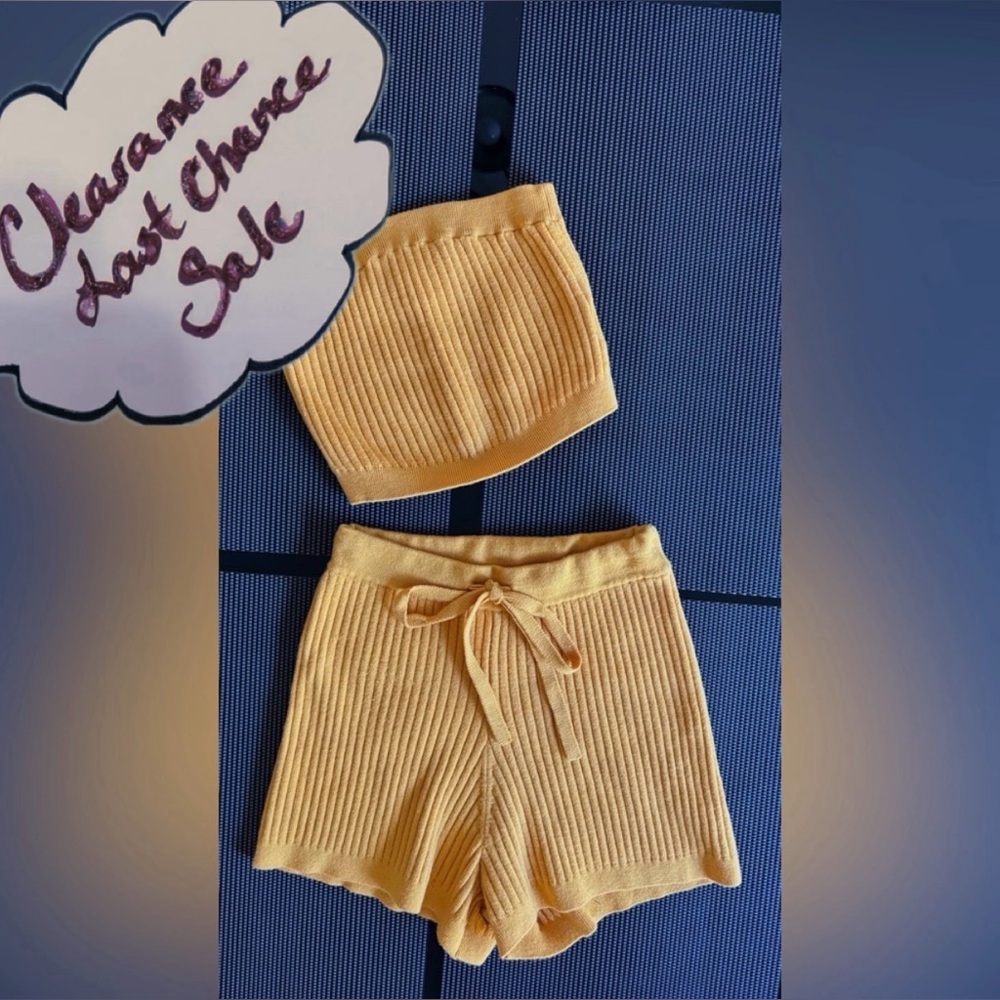 Lovers + Friends Size S Mustard Knit Bandeau & Shorts 2 Piece Ensemble